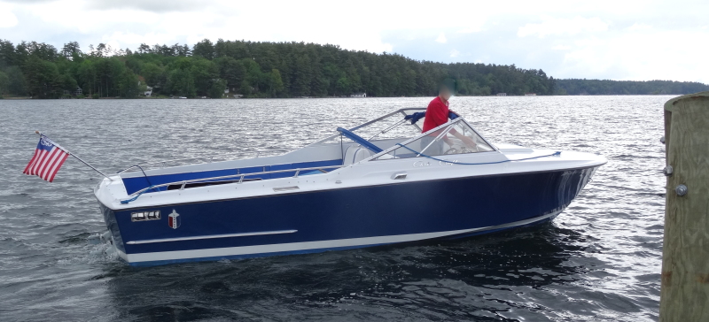 Power boats For Sale by owner | 1970 25 foot Chris Craft lancer